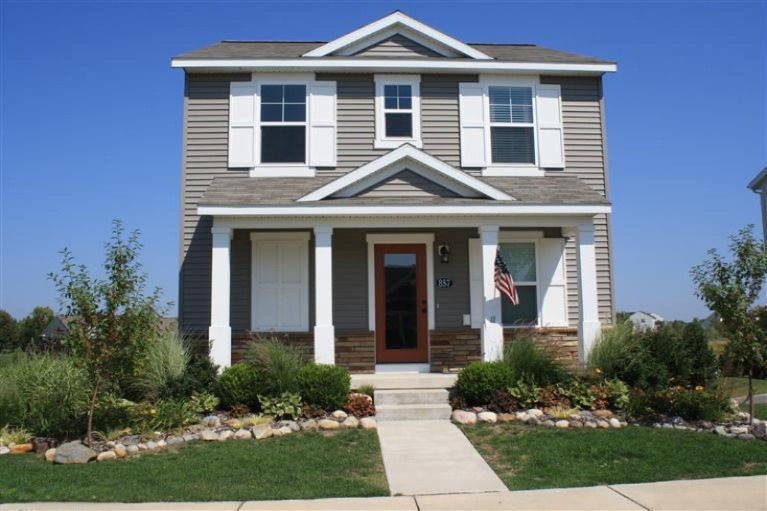 Cobblestone Front