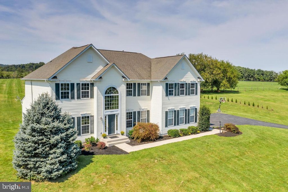 14079 Merlot Ln, Hillsboro, VA 20132 - photo 1