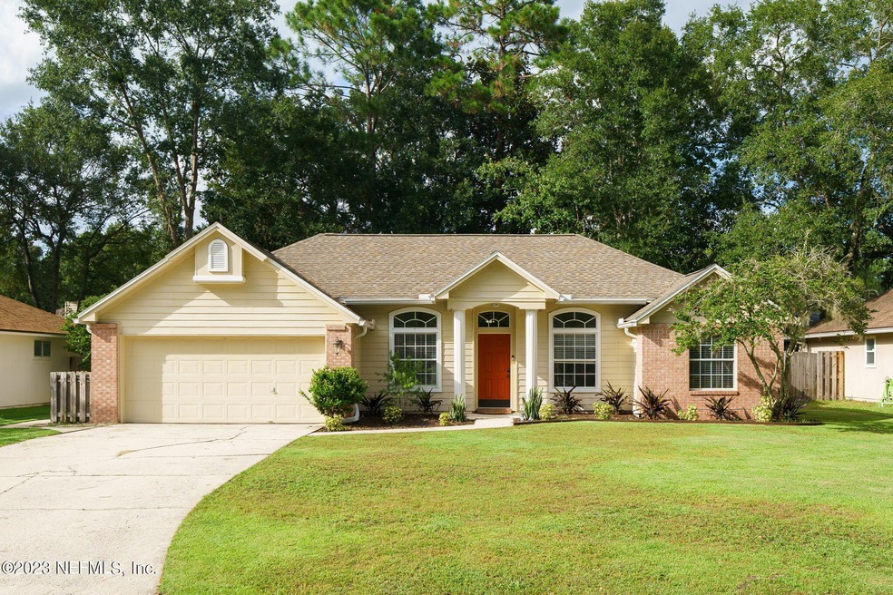 1-web-or-mls-213 Honeysuckle Way--23