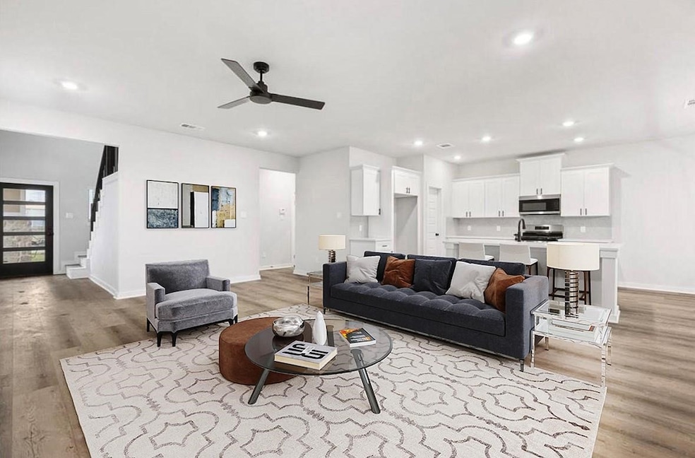 For Sale $349,900 • Co-Listing Agent