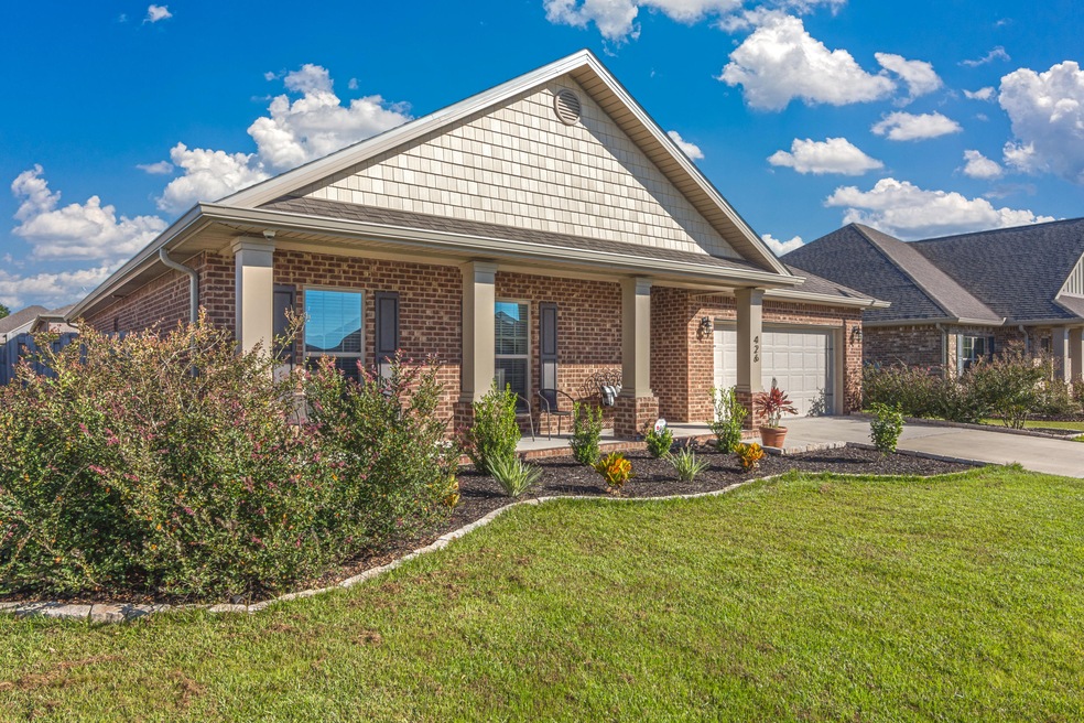 426 Chickadee St Exterior-3