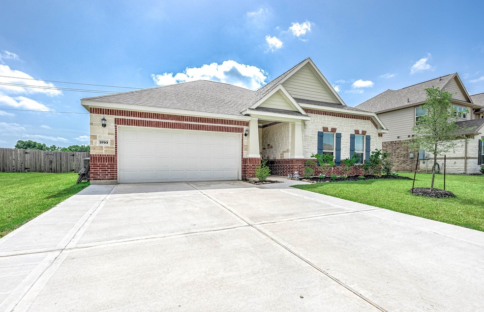 3703 Eastbury Ln, Pearland, TX 77584 - photo 1