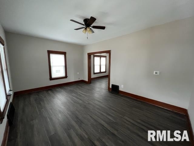 1117 E Colorado St, Davenport, IA 52803 - photo 1