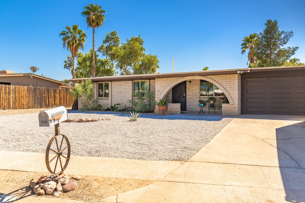 2491 W Los Alamos, Tucson, AZ 85741 - photo 1
