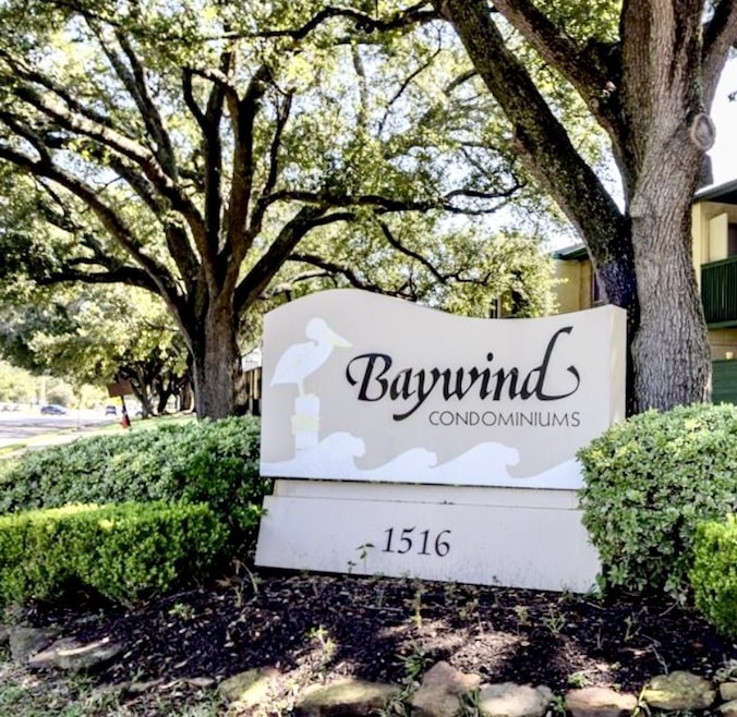 1516 E Bay Area Blvd Blvd N unit U2, Houston, TX 77058 - photo 1