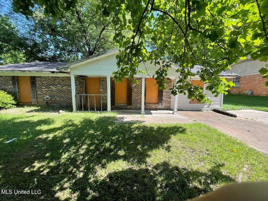 For Sale $158,813 • Co-Listing Agent