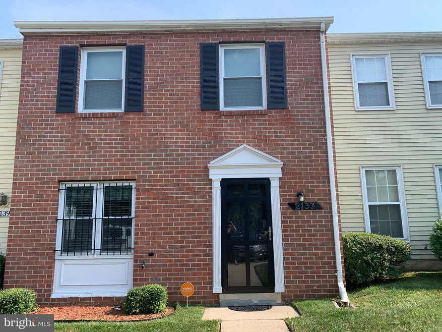 2137 N Anvil Ln, Temple Hills, MD 20748 - photo 1