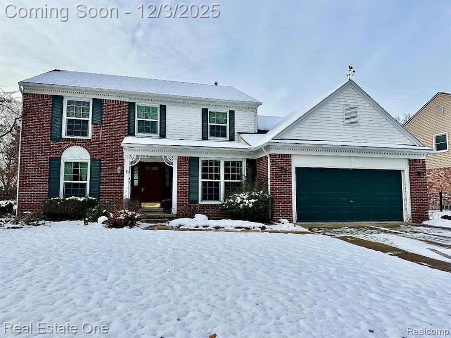 5193 Crowfoot Dr, Troy, MI 48085 - photo 1