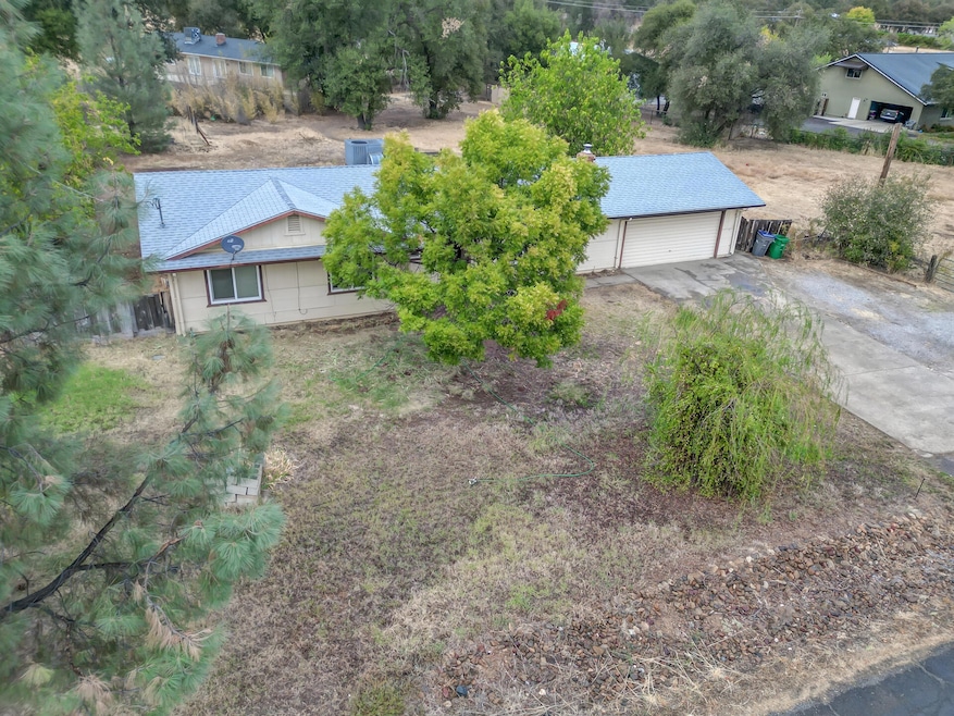 3367DeniceWay-5