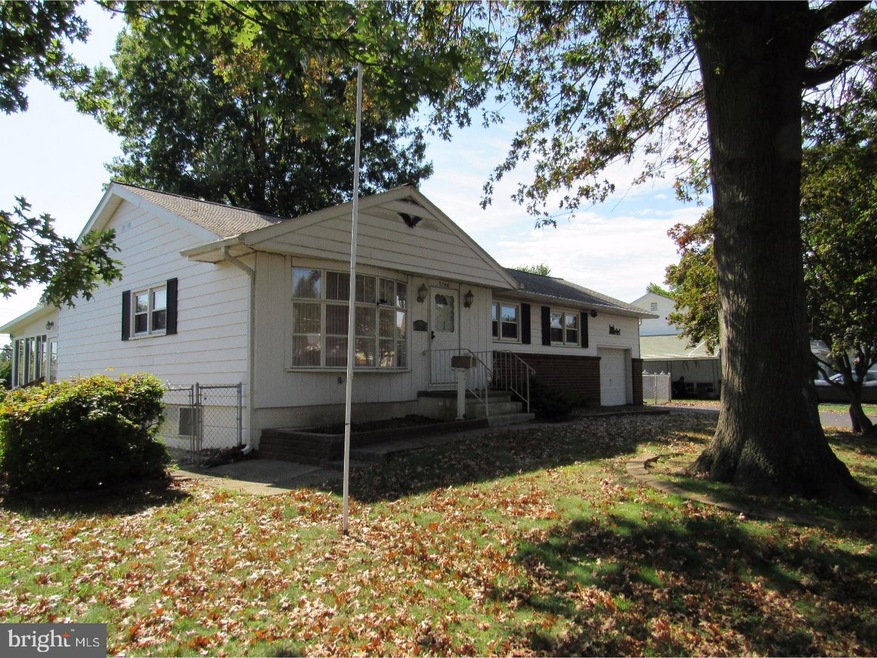 3746 Donegal Ln, Brookhaven, PA 19015 - photo 1