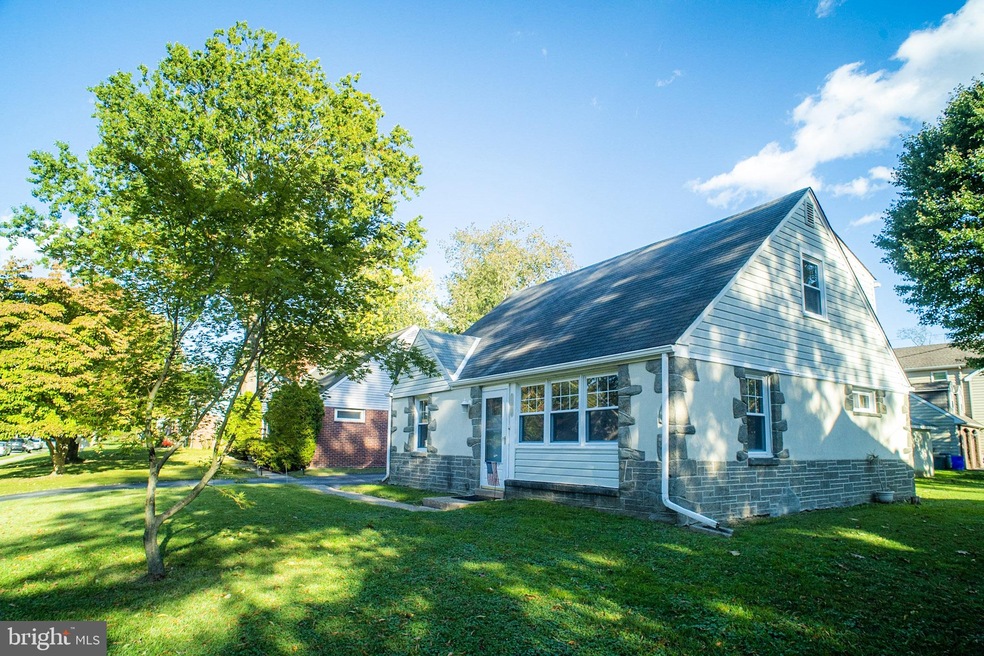 1204 University Ave, Morton, PA 19070 - photo 1