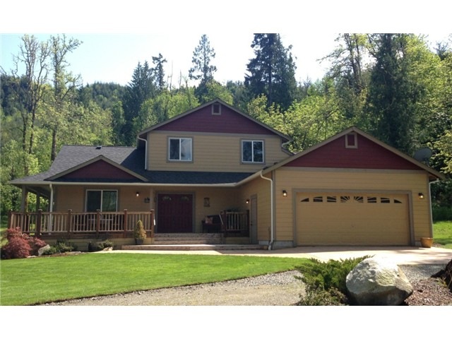 17212 Jonas Hill Ln SE, Rainier, WA 98576 - photo 1
