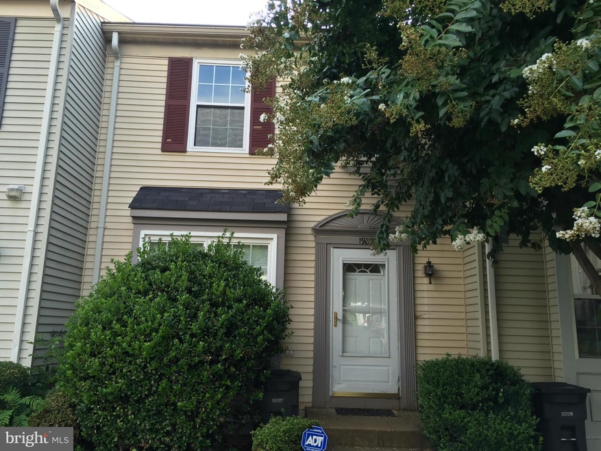 1989 Winslow Ct, Woodbridge, VA 22191 - photo 1