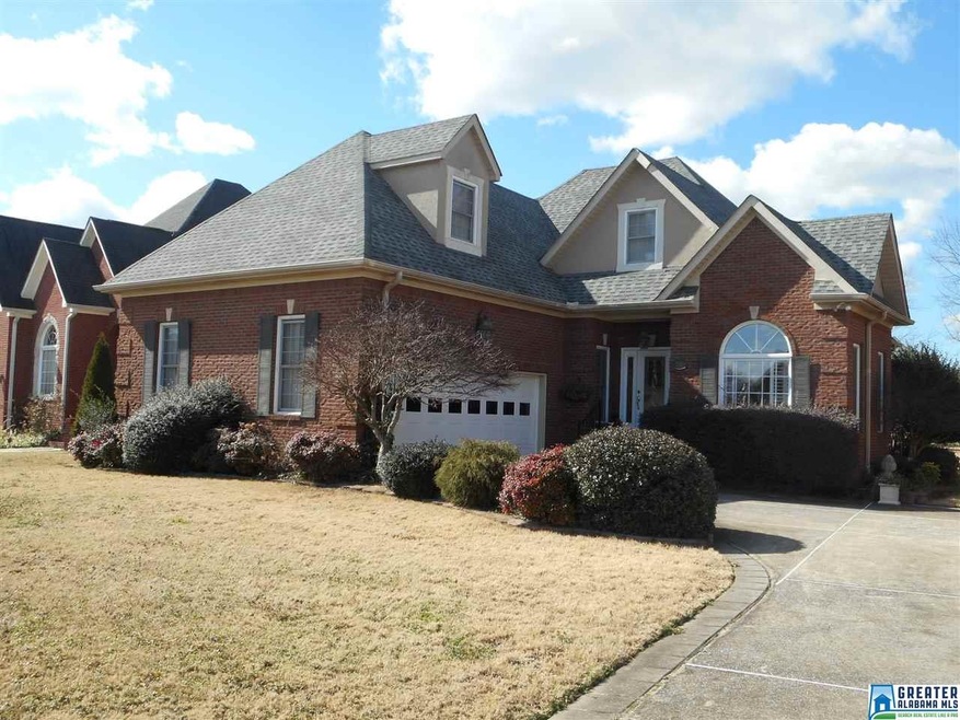 212 Lakepoint Dr, Gadsden, AL 35901 - photo 1