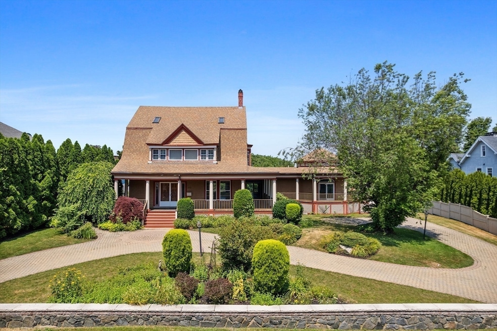 For Sale $2,995,000 • Co-Listing Agent