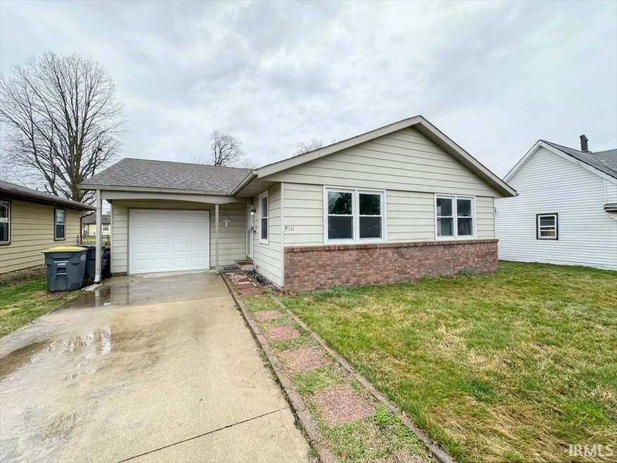 916 Mill St, Tipton, IN 46072 - photo 1