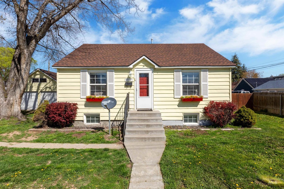 1412 E Lincoln Ave, Nampa, ID 83686 - photo 1