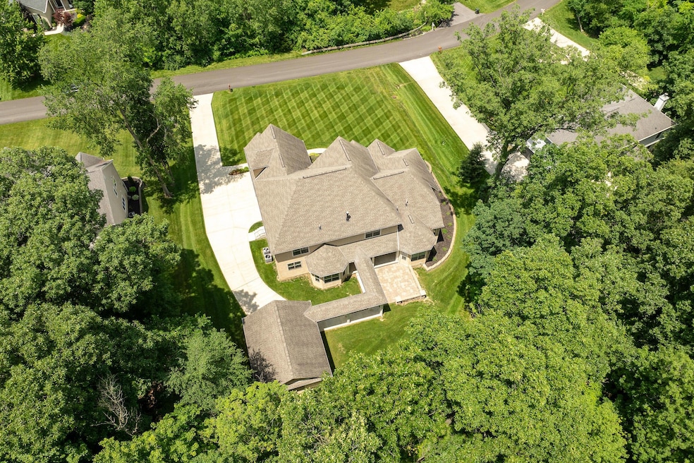 Under Contract $924,900 • Co-Listing Agent