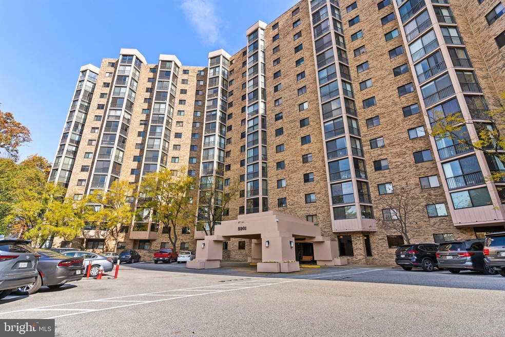 5901 Mount Eagle Dr unit 812, Alexandria, VA 22303 - photo 1