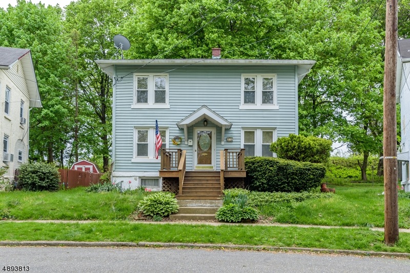 10 Valley View Cir, Phillipsburg, NJ 08865 - photo 1