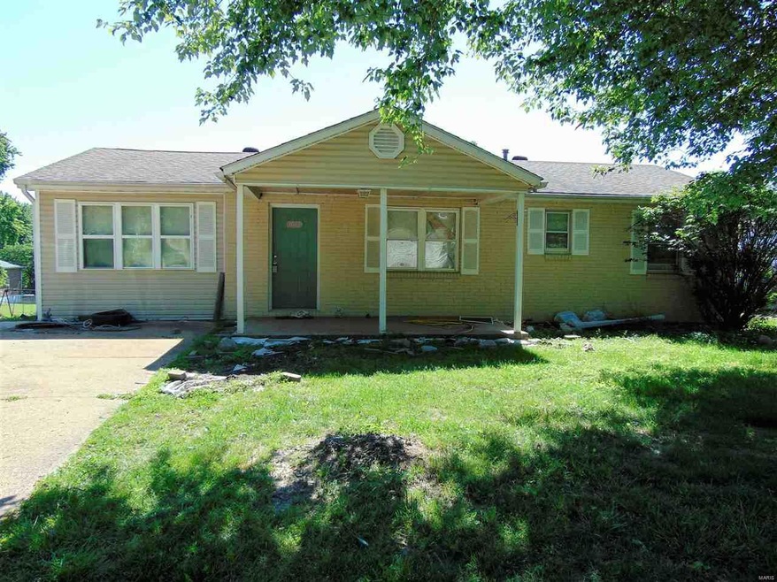 3012 Cravens Rd, Poplar Bluff, MO 63901 - photo 1