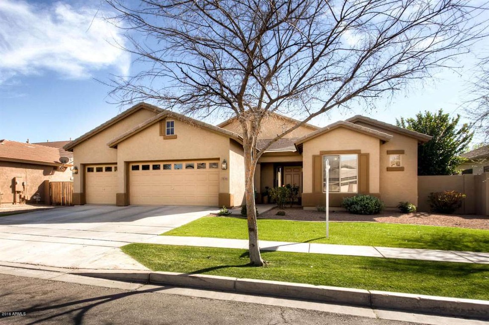 3233 E Page Ave Gilbert AZ-large-002-3-E
