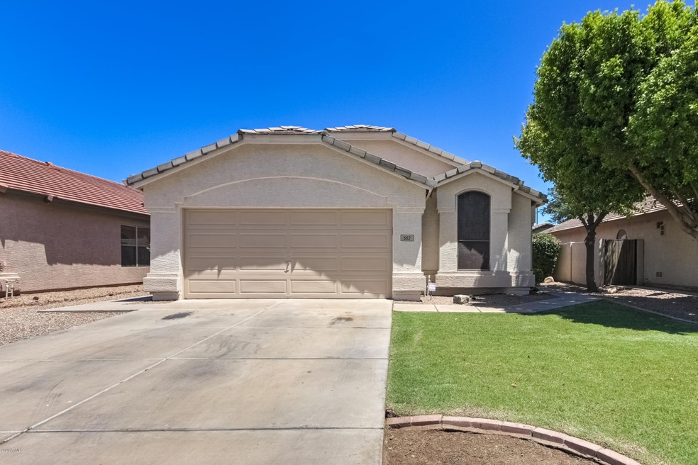 662 E Kyle Dr-1-v2