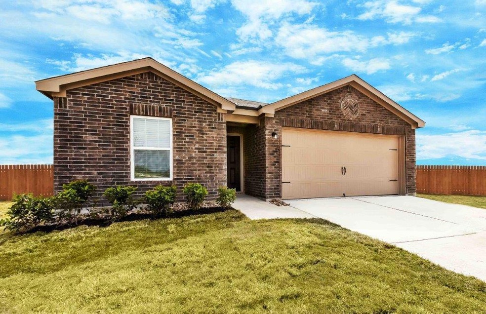 32600 Decker Creek Dr, Pinehurst, TX 77362 - photo 1