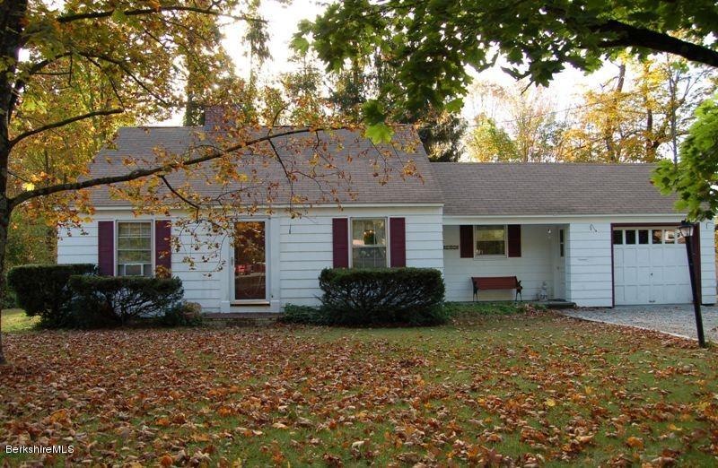 135 Maple Ave, Great Barrington, MA 01230 - photo 1