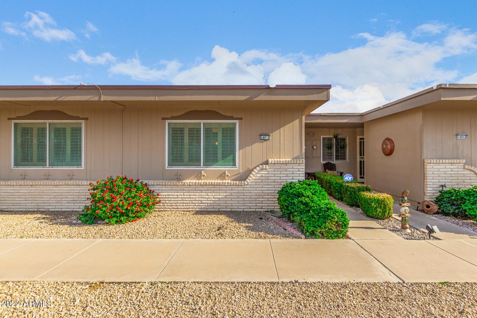14010 N Palm Ridge Dr W, Sun City, AZ 85351 - photo 1
