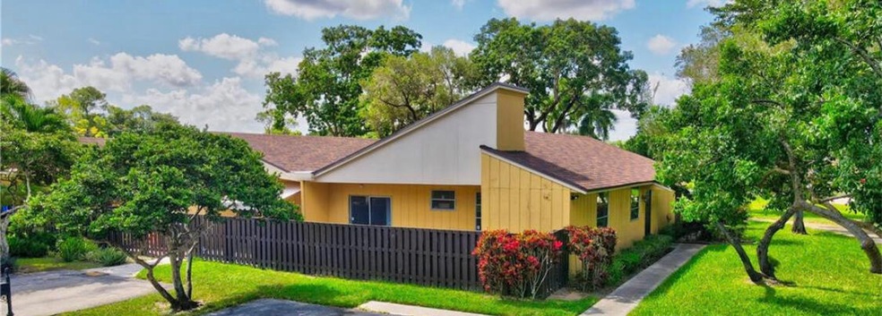 11758 Timbers Way, Boca Raton, FL 33428 - photo 1