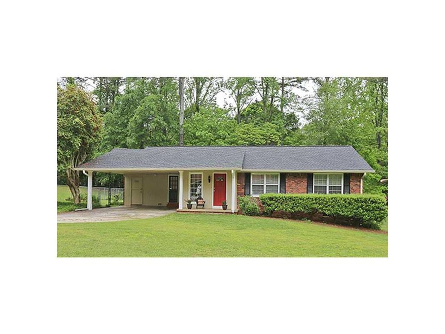 Exterior Front. Move in ready! Perfect 4 sides bri