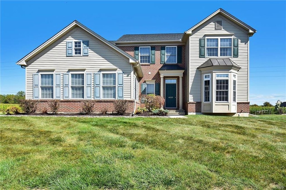 4527 Shadowstone Dr, Easton, PA 18040 - photo 1