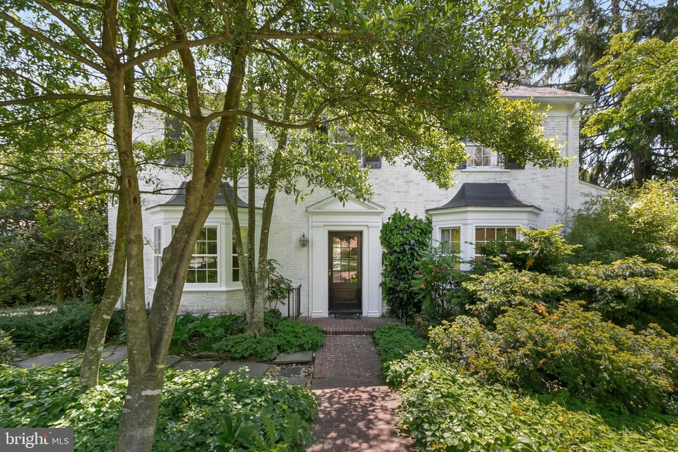 6405 Murray Hill Rd, Baltimore, MD 21212 - photo 1