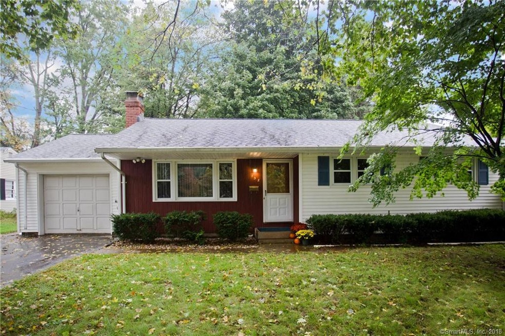 138 Connecticut Ave, Newington, CT 06111 - photo 1