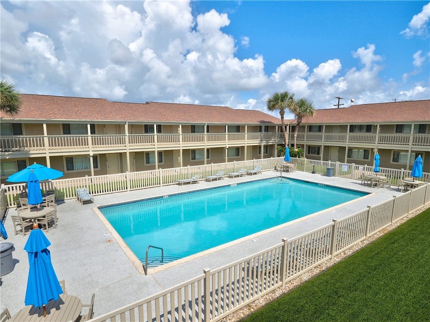 622 Beach Access Road 1a unit 225, Port Aransas, TX 78373 - photo 1