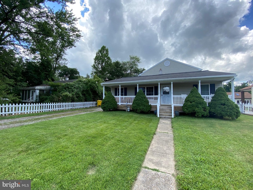 926 Andrews Rd, Glen Burnie, MD 21060 - photo 1