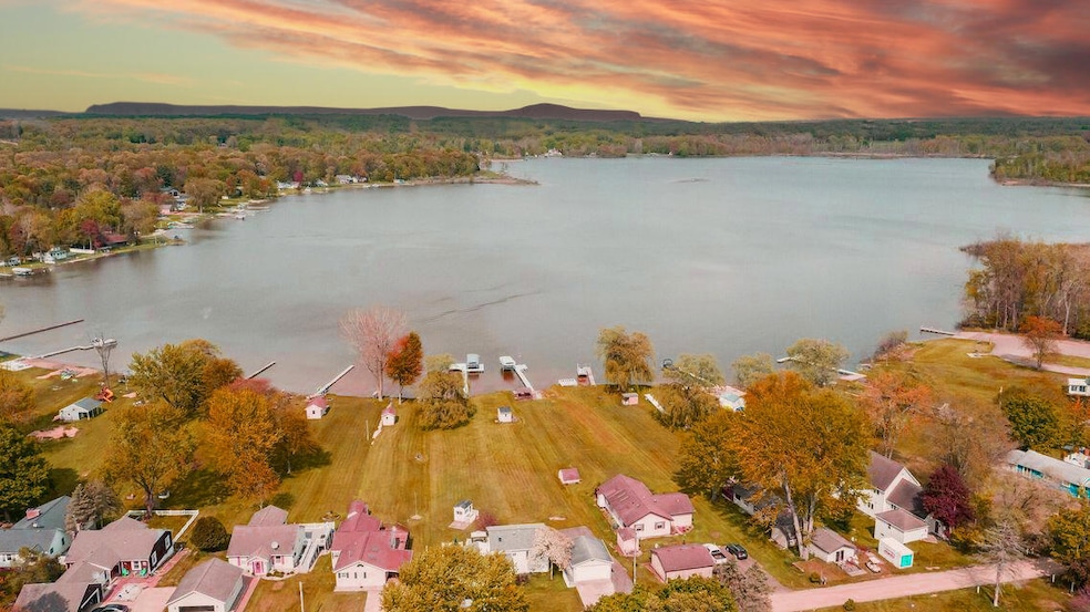 For Sale $169,900 • Co-Listing Agent