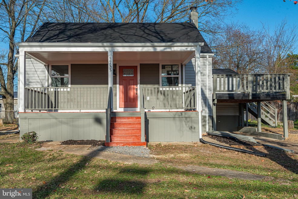 5755 Fisher Rd, Temple Hills, MD 20748 - photo 1