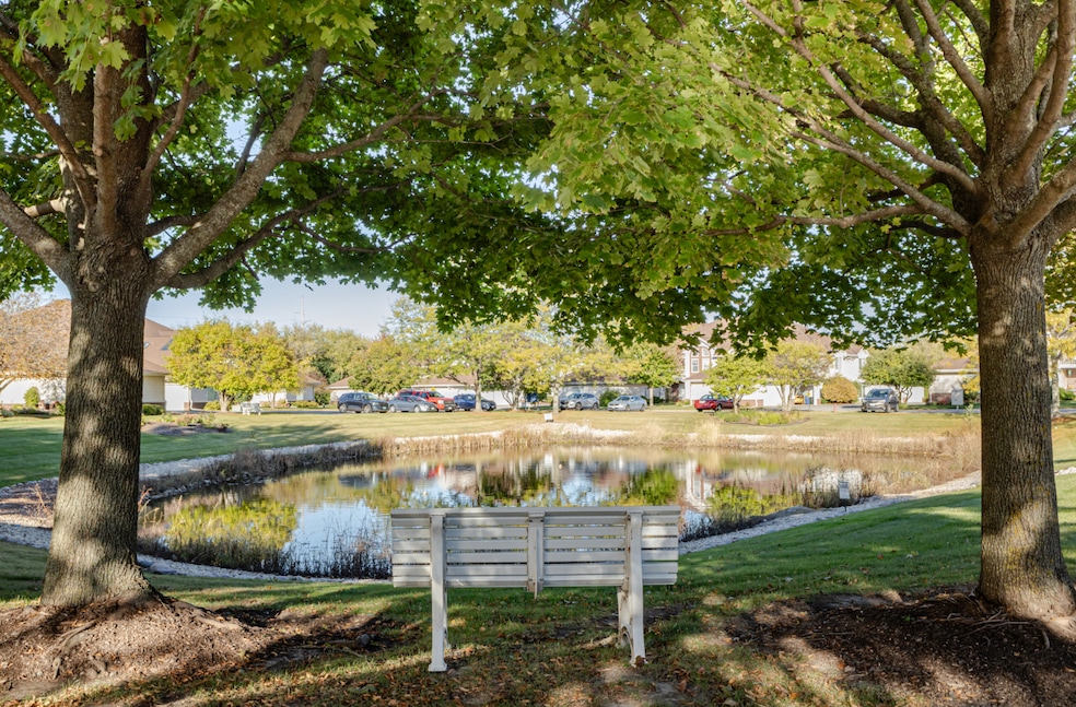 N43W32953 Rasmus Rd unit 3-H, Nashotah, WI 53058 - photo 1