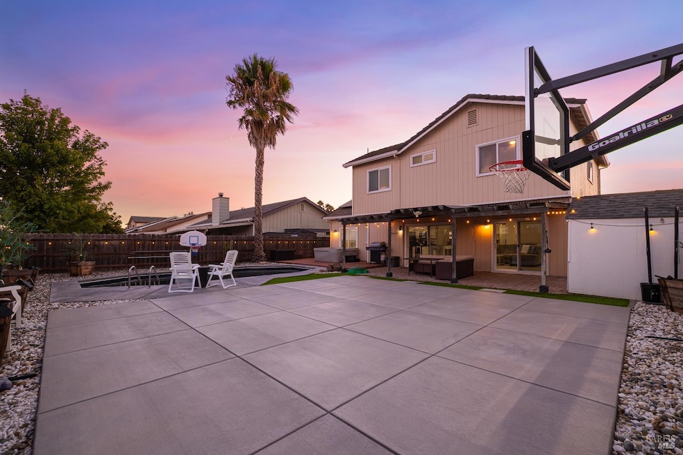 809 Calico Trail, Vacaville, CA 95687 - photo 1