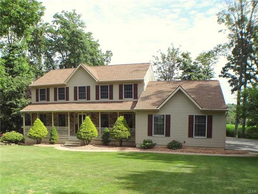 5782 Shady Ln, Bath, PA 18014 - photo 1