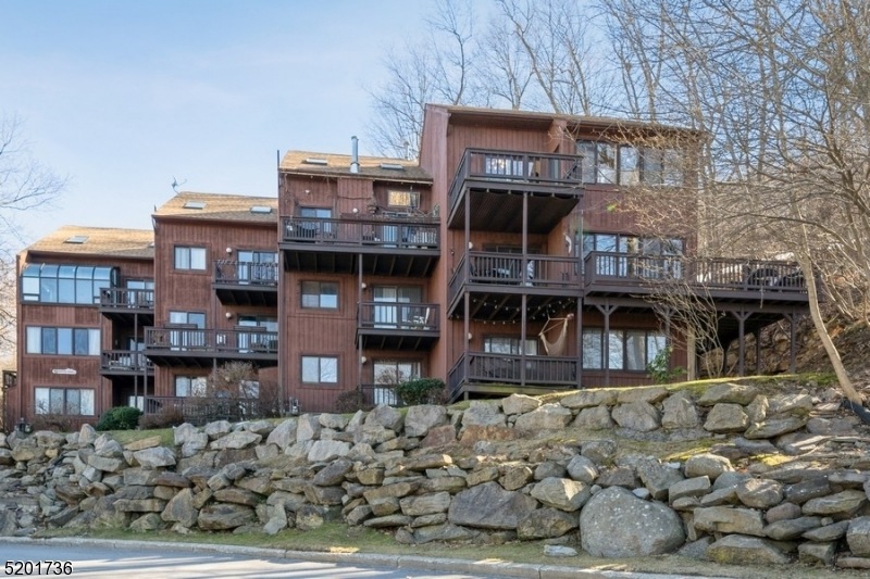 2 Winter Park Dr unit 3, Vernon, NJ 07462 - photo 1