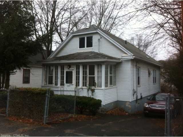 7 Lyndale Ave, Waterbury, CT 06705 - photo 1