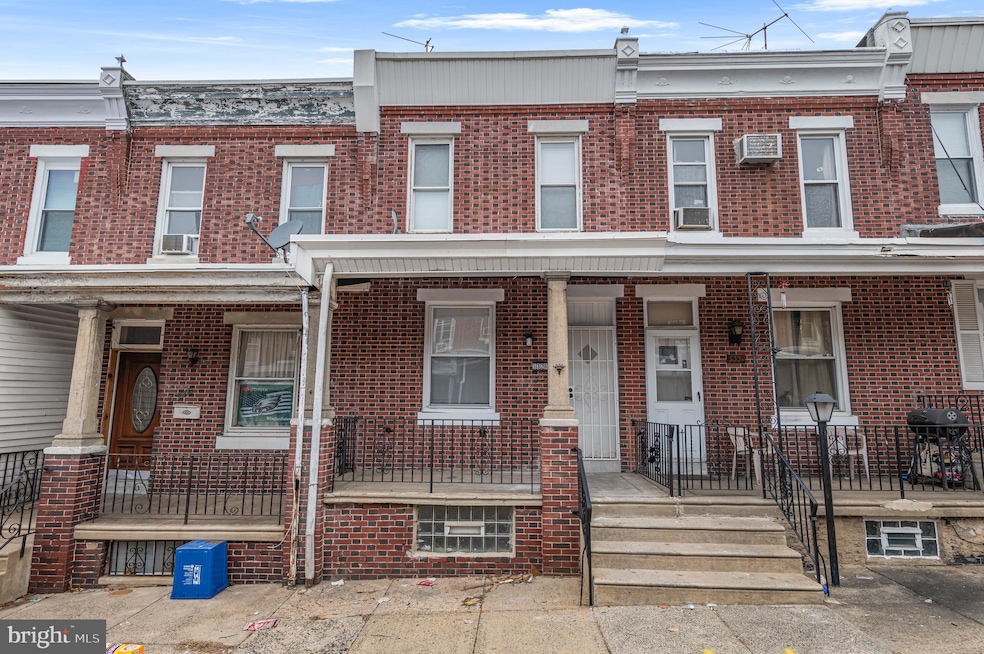 5328 Hedge St, Philadelphia, PA 19124 - photo 1