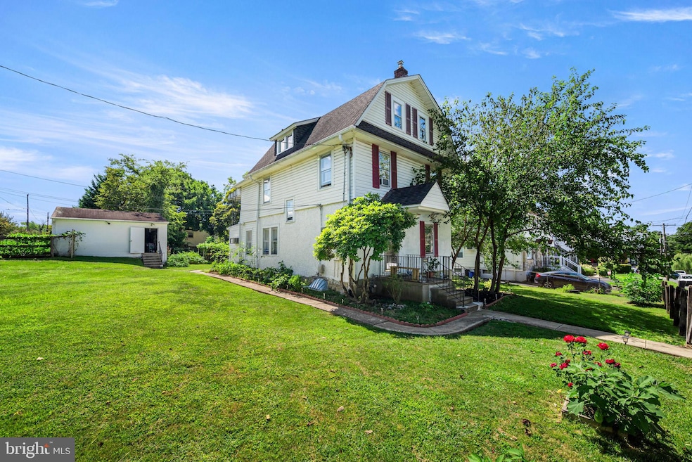 For Sale $440,000 • Co-Listing Agent