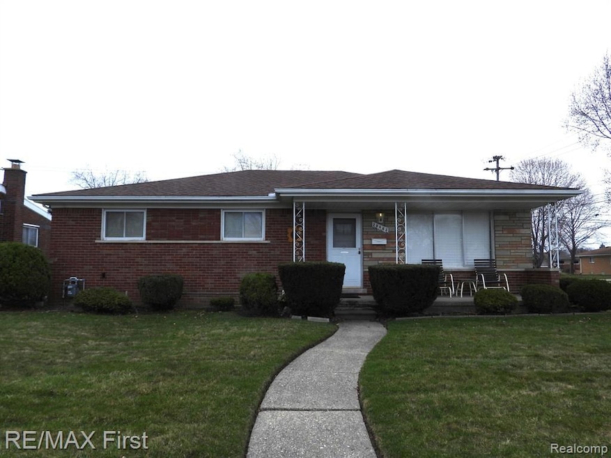 28463 Palm Beach Dr, Warren, MI 48093 - photo 1