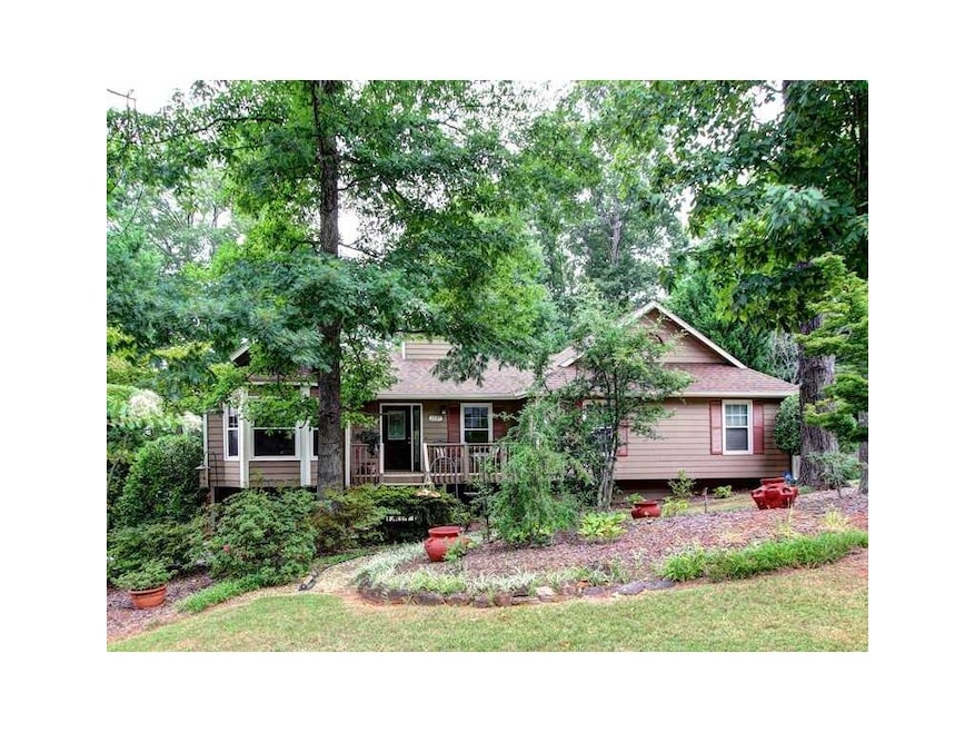 2137 Clementine Dr, Marietta, GA 30066 - photo 1