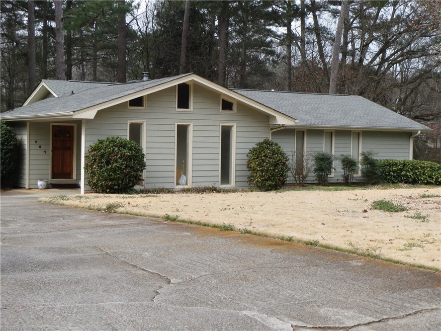HARD TO FIND 4/3 RANCH ON A BASEMENT IN THE PARKVI