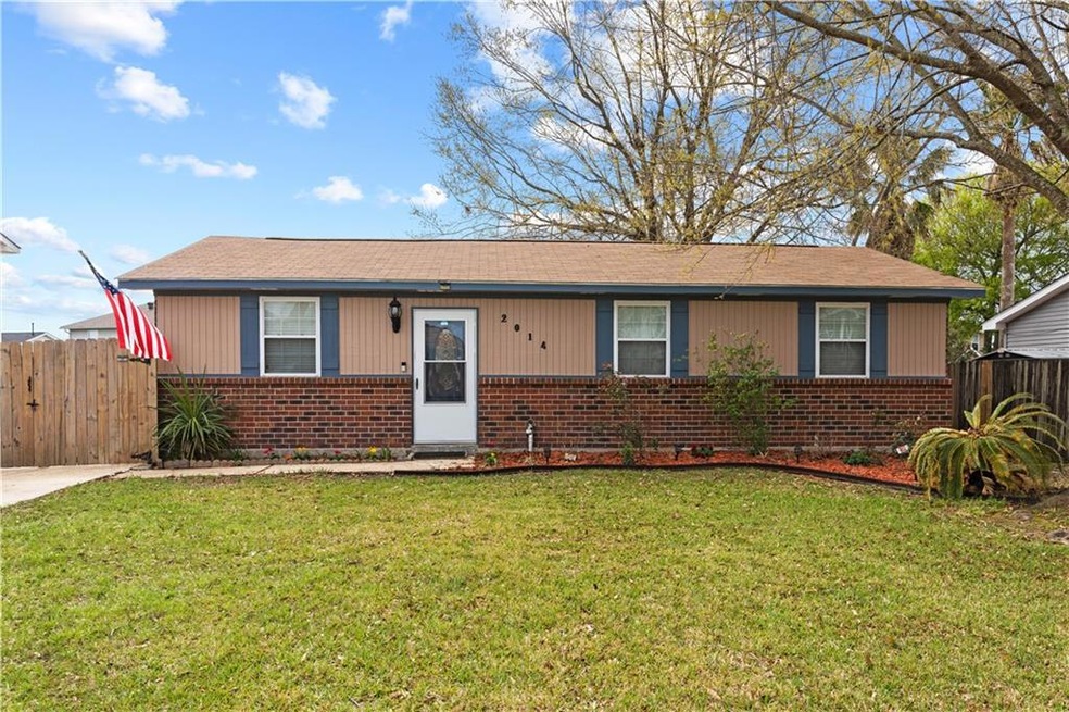 2014 Heather Ln, Slidell, LA 70461 - photo 1